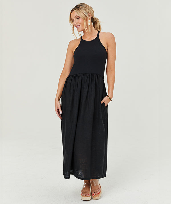 Model is 5’7, wears bra size 32C, Shebird size 2| Jet Black #color_jet black