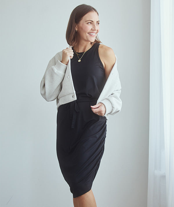 Model is 5’8, wears bra size 32C, SheBird size 2 | Jet Black #color_jet black