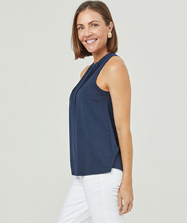 Model is 5'8 and is wearing a SheBird size 2 (bra size 32C) | Navy #Color_Navy