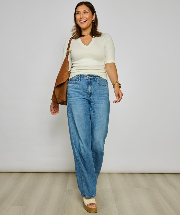 The Riley Ribbed Short Sleeve V-Neck Bra Top