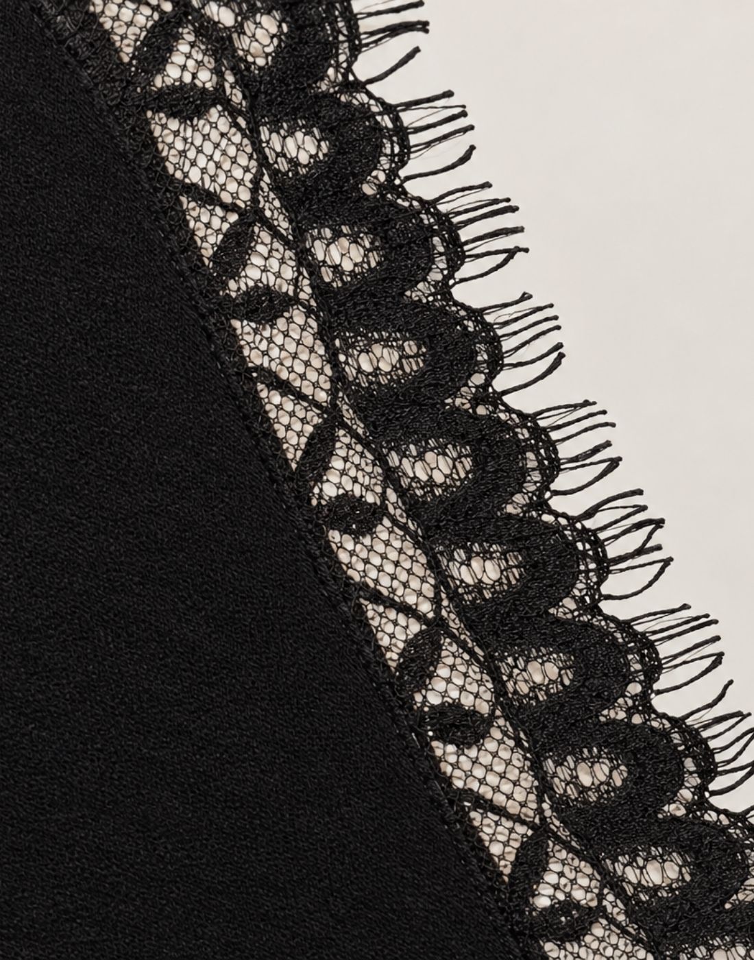 Black #color_black